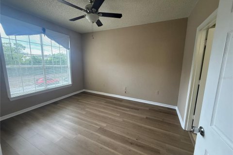 Condo in Orlando, Florida, 2 bedrooms № 2120552 - photo 5