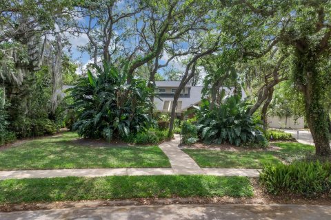 House in Longwood, Florida 4 bedrooms, 324.79 sq.m. № 1634798 - photo 3