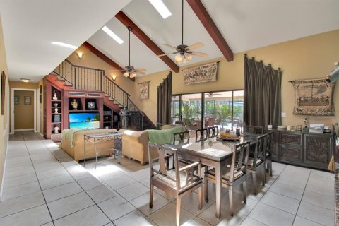 House in Longwood, Florida 4 bedrooms, 324.79 sq.m. № 1634798 - photo 7