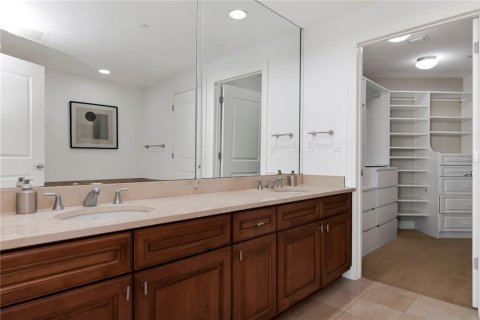 Copropriété à vendre à Tampa, Floride: 2 chambres, 115.38 m2 № 2430345 - photo 23