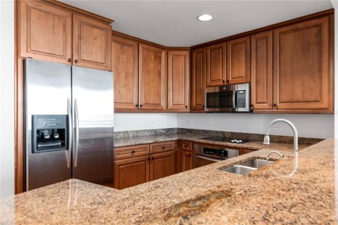 Copropriété à vendre à Tampa, Floride: 2 chambres, 115.38 m2 № 2430345 - photo 12