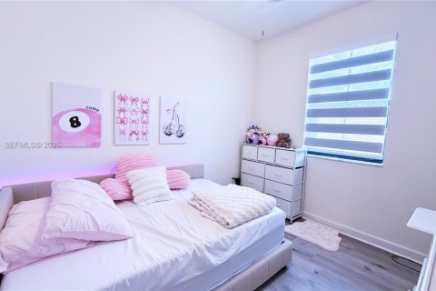 Townhouse in Hialeah, Florida 3 bedrooms, 122.63 sq.m. № 2044442 - photo 15