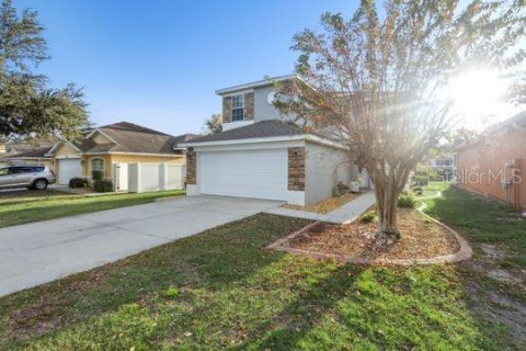 House in Oxford, Florida 4 bedrooms, 177.44 sq.m. № 2229478 - photo 3