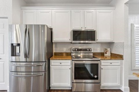 House in Oxford, Florida 4 bedrooms, 177.44 sq.m. № 2229478 - photo 8
