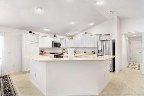Casa en venta en The Villages, Florida, 3 dormitorios, 180.04 m2 № 2167329 - foto 13
