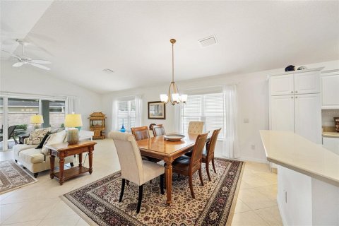 Casa en venta en The Villages, Florida, 3 dormitorios, 180.04 m2 № 2167329 - foto 11