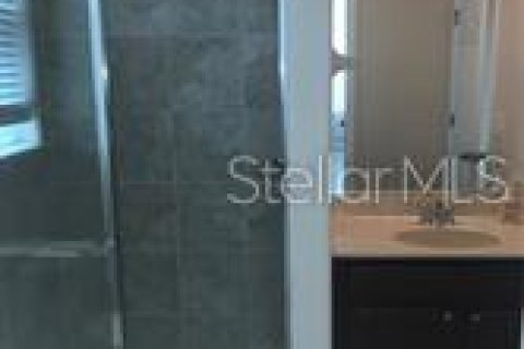 House in Kissimmee, Florida 4 bedrooms, 244.15 sq.m. № 2156267 - photo 12