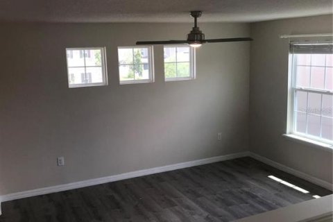 House in Kissimmee, Florida 4 bedrooms, 244.15 sq.m. № 2156267 - photo 17