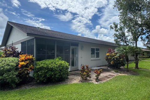 Casa en venta en Sarasota, Florida, 2 dormitorios, 138.89 m2 № 1901233 - foto 5