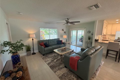 Casa en venta en Sarasota, Florida, 2 dormitorios, 138.89 m2 № 1901233 - foto 14