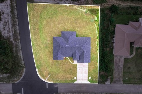 House in Sebring, Florida 3 bedrooms, 158.12 sq.m. № 2329193 - photo 30