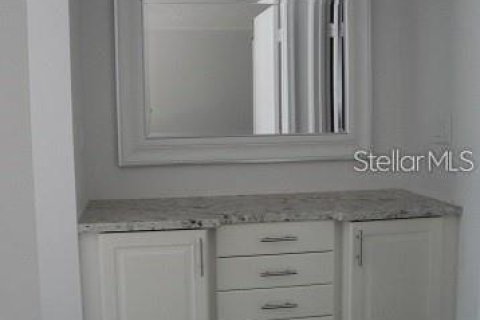 Condominio en alquiler en Saint Petersburg, Florida, 2 dormitorios, 99.87 m2 № 2226716 - foto 5