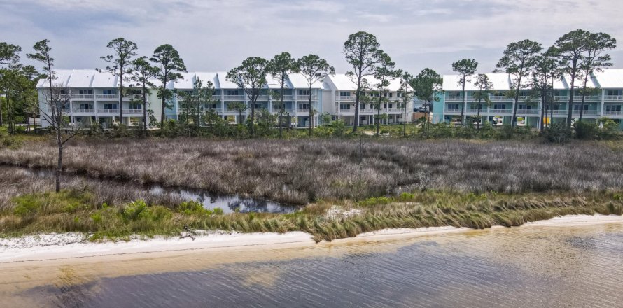 Condo in Pensacola, Florida, 2 bedrooms  № 560217