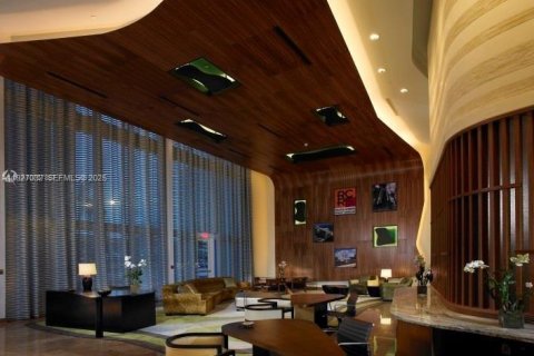 Condo in Miami, Florida, 1 bedroom  № 2052756 - photo 29