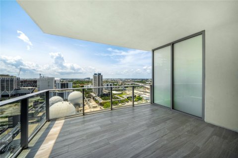 Condo in Miami, Florida, 1 bedroom № 2081753 - photo 29