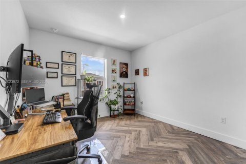 Купить таунхаус в Хомстед, Флорида 3 спальни, 143.26м2, № 2077374 - фото 13