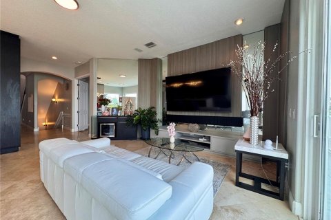 House in Orlando, Florida 5 bedrooms, 417.5 sq.m. № 1690305 - photo 20