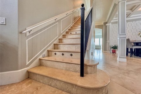 House in Orlando, Florida 5 bedrooms, 417.5 sq.m. № 1690305 - photo 9
