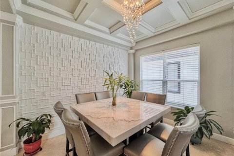 House in Orlando, Florida 5 bedrooms, 417.5 sq.m. № 1690305 - photo 14