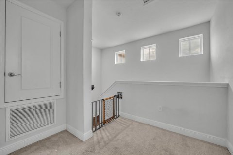 Adosado en venta en Orlando, Florida, 3 dormitorios, 190.45 m2 № 2157106 - foto 16