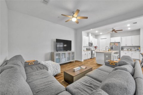 Adosado en venta en Orlando, Florida, 3 dormitorios, 190.45 m2 № 2157106 - foto 6