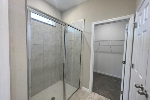 Villa ou maison à louer à Ocklawaha, Floride: 3 chambres, 143.35 m2 № 1835029 - photo 4