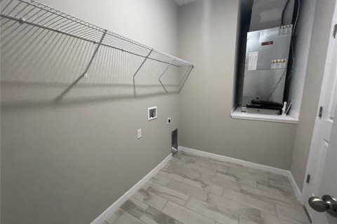 Villa ou maison à louer à Ocklawaha, Floride: 3 chambres, 143.35 m2 № 1835029 - photo 17