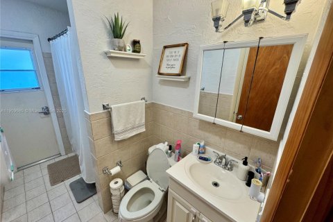 Villa ou maison à louer à Cutler Bay, Floride: 4 chambres, 125.6 m2 № 1965375 - photo 8