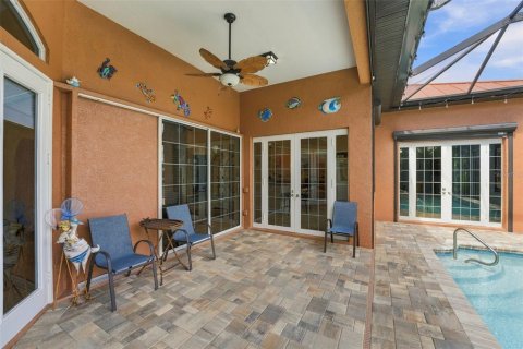 House in Punta Gorda, Florida 3 bedrooms, 256.69 sq.m. № 2425264 - photo 21