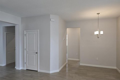 House in Haines City, Florida 4 bedrooms, 195.09 sq.m. № 2266972 - photo 16