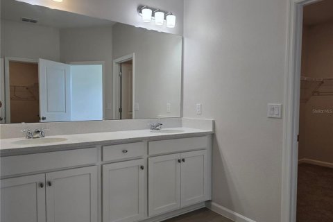 House in Haines City, Florida 4 bedrooms, 195.09 sq.m. № 2266972 - photo 20