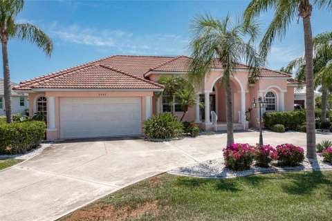 Casa en venta en Punta Gorda, Florida, 3 dormitorios, 228.17 m2 № 1438802 - foto 16