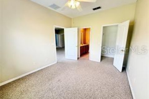 House in Kissimmee, Florida 3 bedrooms, 141.12 sq.m. № 1813258 - photo 13