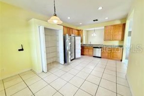 House in Kissimmee, Florida 3 bedrooms, 141.12 sq.m. № 1813258 - photo 7