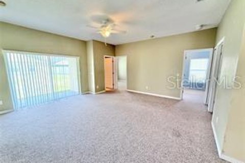 House in Kissimmee, Florida 3 bedrooms, 141.12 sq.m. № 1813258 - photo 11