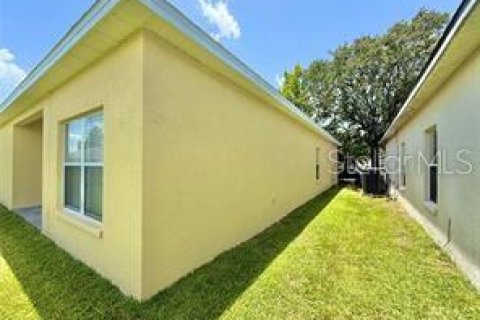House in Kissimmee, Florida 3 bedrooms, 141.12 sq.m. № 1813258 - photo 4