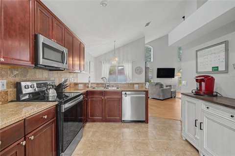 Villa ou maison à vendre à Land O' Lakes, Floride: 3 chambres, 171.03 m2 № 2349846 - photo 6