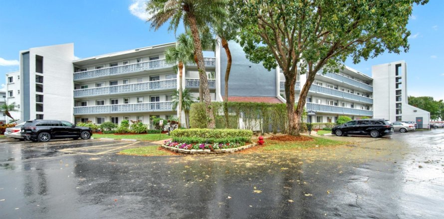Condo in Lake Worth, Florida, 2 bedrooms  № 1045494