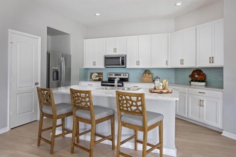 Villa ou maison à vendre à Lakeland, Floride: 4 chambres, 184.78 m2 № 2144804 - photo 2