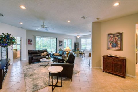 House in Sarasota, Florida 3 bedrooms, 201.51 sq.m. № 1440463 - photo 4