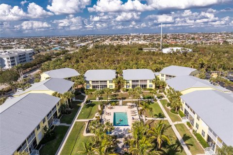 Condominio en venta en Punta Gorda, Florida, 3 dormitorios, 140.93 m2 № 1521398 - foto 4