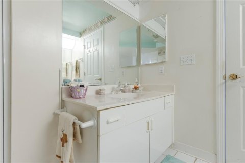 Condo in Port Orange, Florida, 2 bedrooms  № 1805604 - photo 20