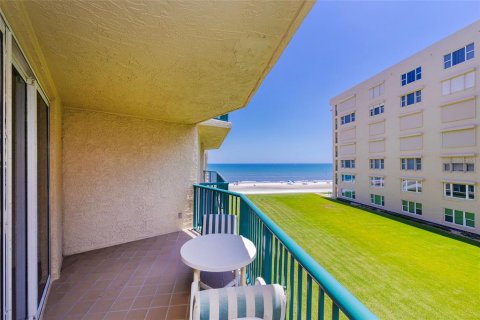 Condo in Port Orange, Florida, 2 bedrooms  № 1805604 - photo 10