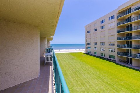 Condo in Port Orange, Florida, 2 bedrooms  № 1805604 - photo 2
