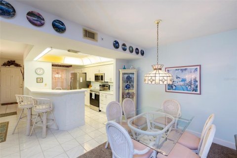 Condo in Port Orange, Florida, 2 bedrooms  № 1805604 - photo 30