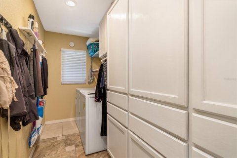 Villa ou maison à vendre à Port Charlotte, Floride: 3 chambres, 173.45 m2 № 2391145 - photo 30
