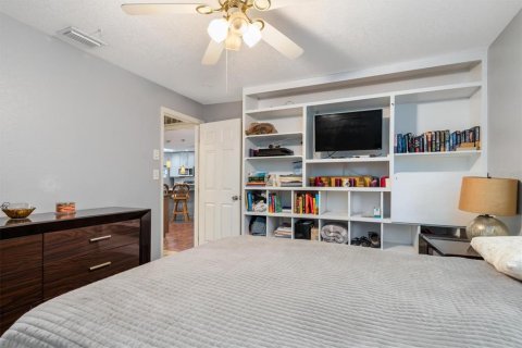 Villa ou maison à vendre à Port Charlotte, Floride: 3 chambres, 173.45 m2 № 2391145 - photo 25