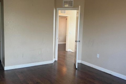 Touwnhouse à louer à Royal Palm Beach, Floride: 3 chambres, 141.58 m2 № 2263205 - photo 6