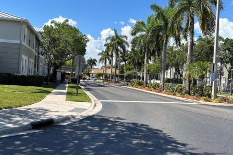 Touwnhouse à louer à Royal Palm Beach, Floride: 3 chambres, 141.58 m2 № 2263205 - photo 25