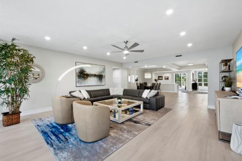 Copropriété à vendre à Longboat Key, Floride: 3 chambres, 262.91 m2 № 1568148 - photo 9